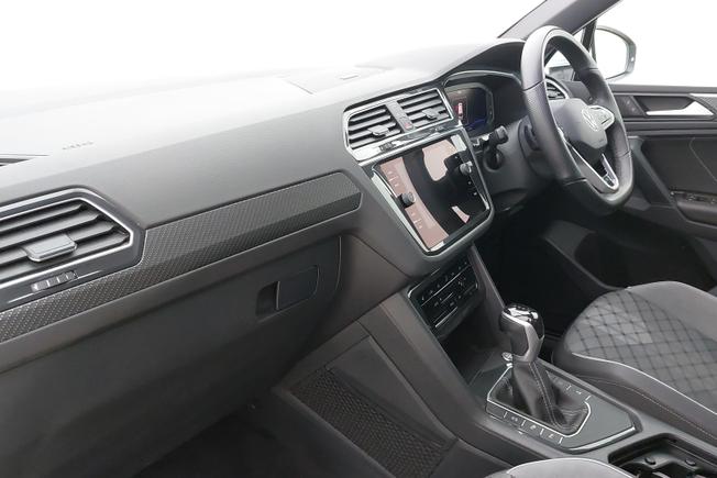 Volkswagen Tiguan Photo 2