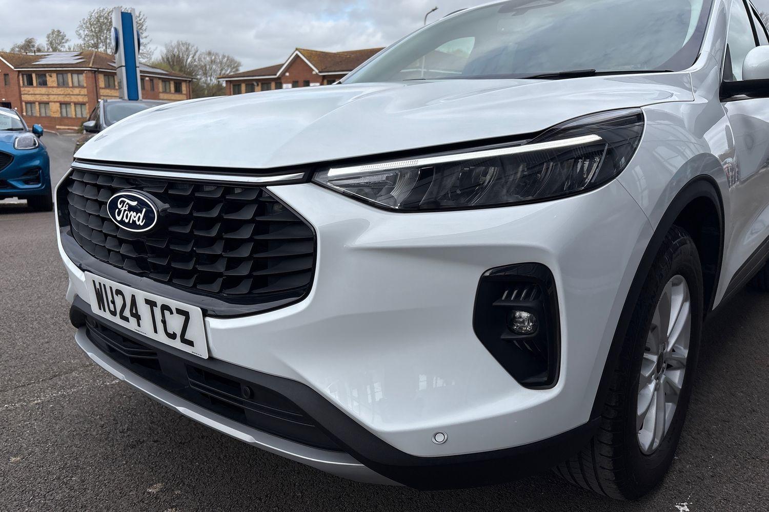 Ford KUGA Photo 36