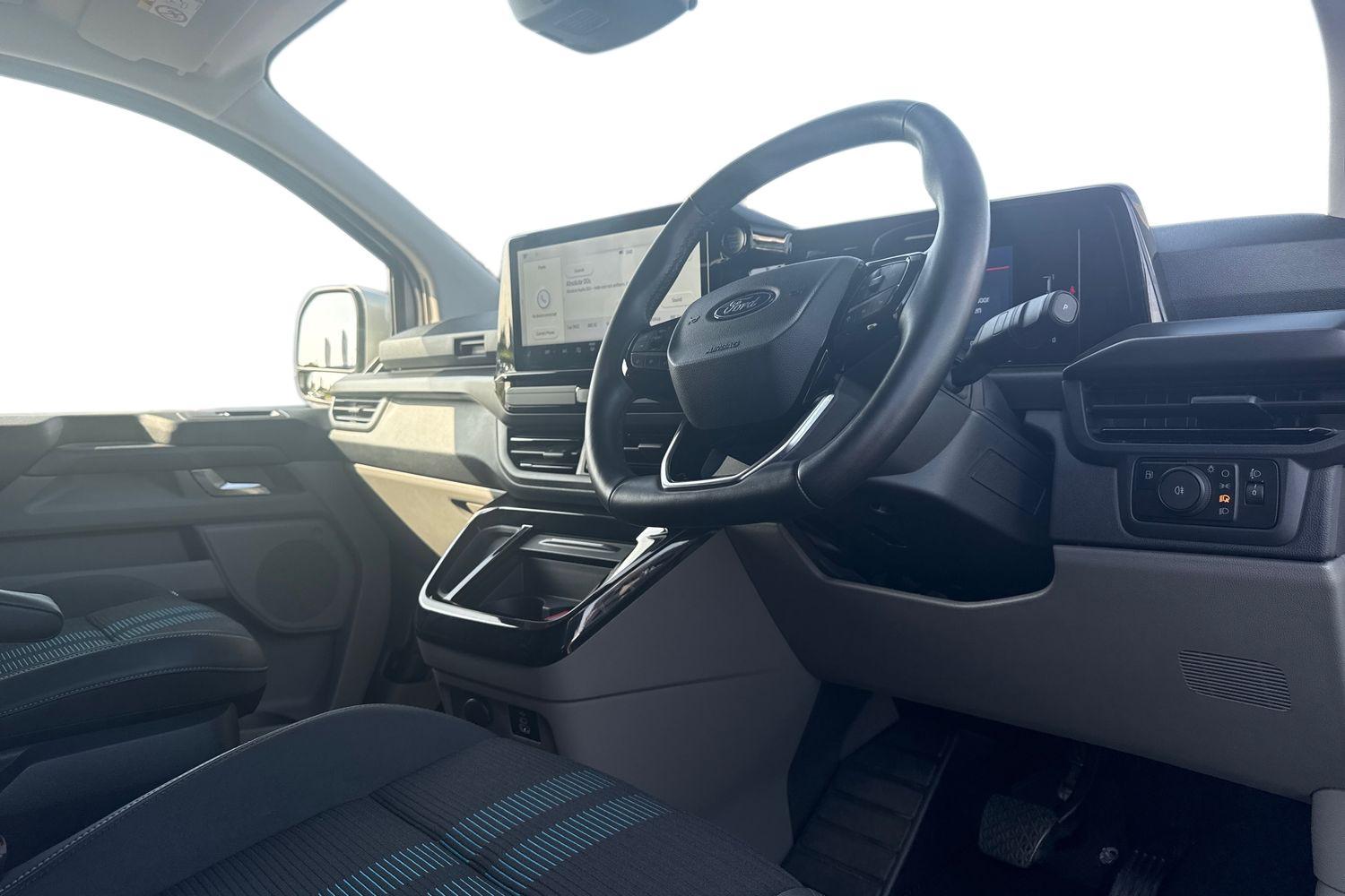 Ford TRANSIT CUSTOM Photo 13