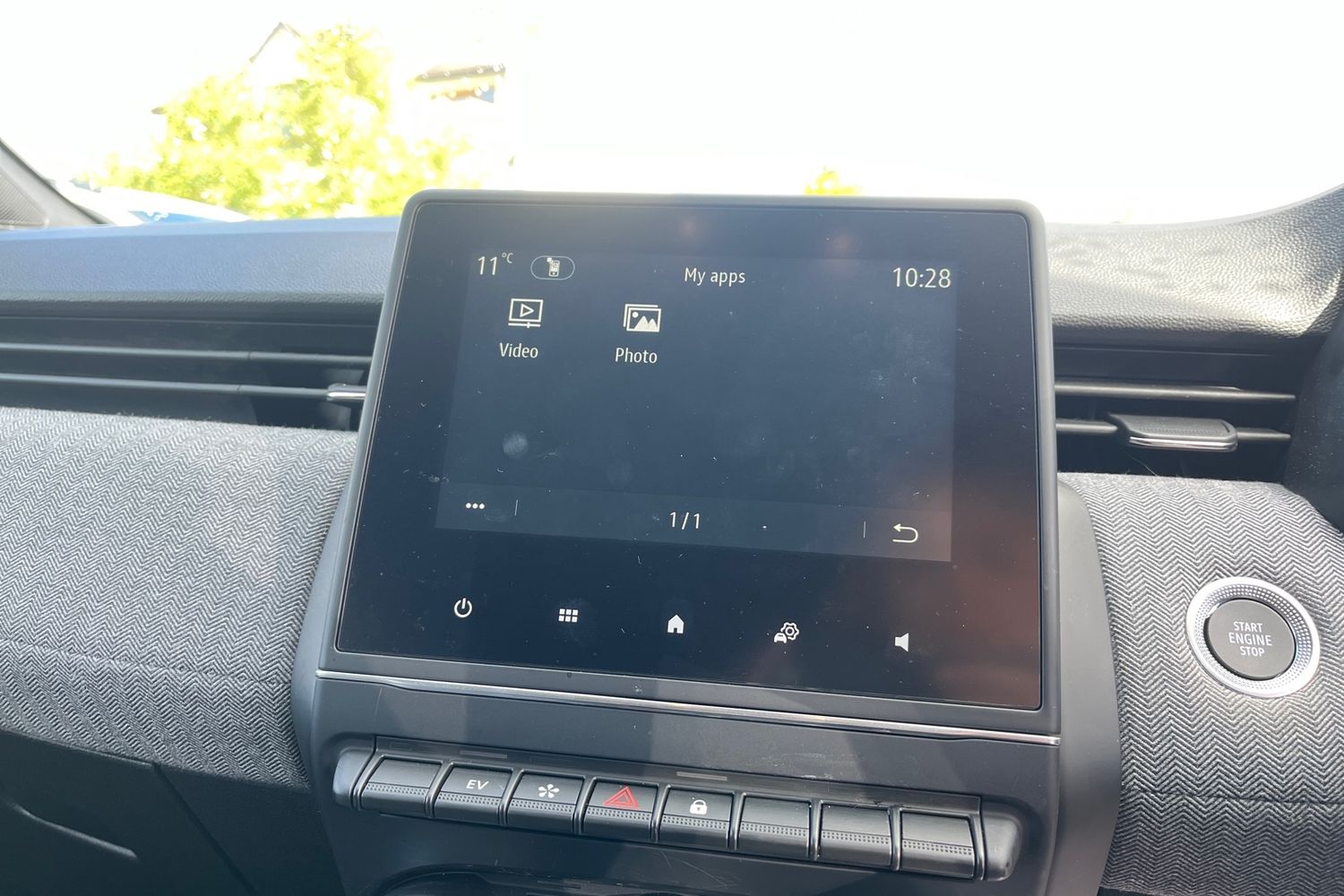 Renault CLIO Photo 35