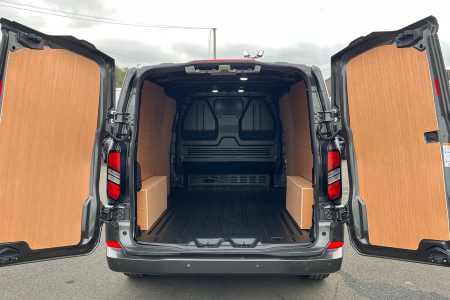Ford TRANSIT CUSTOM Photo autoimg-47a6dcd2454cd9fb246ee3c9936c29be5886f8e6.jpg