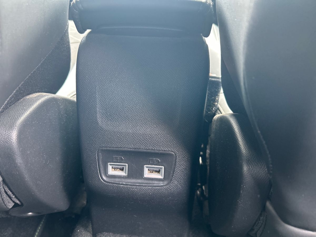 Peugeot 2008 Photo 35