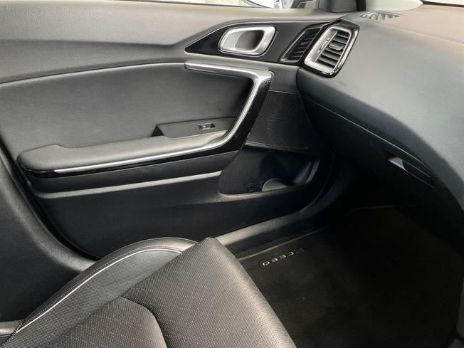 KIA Xceed Photo 58