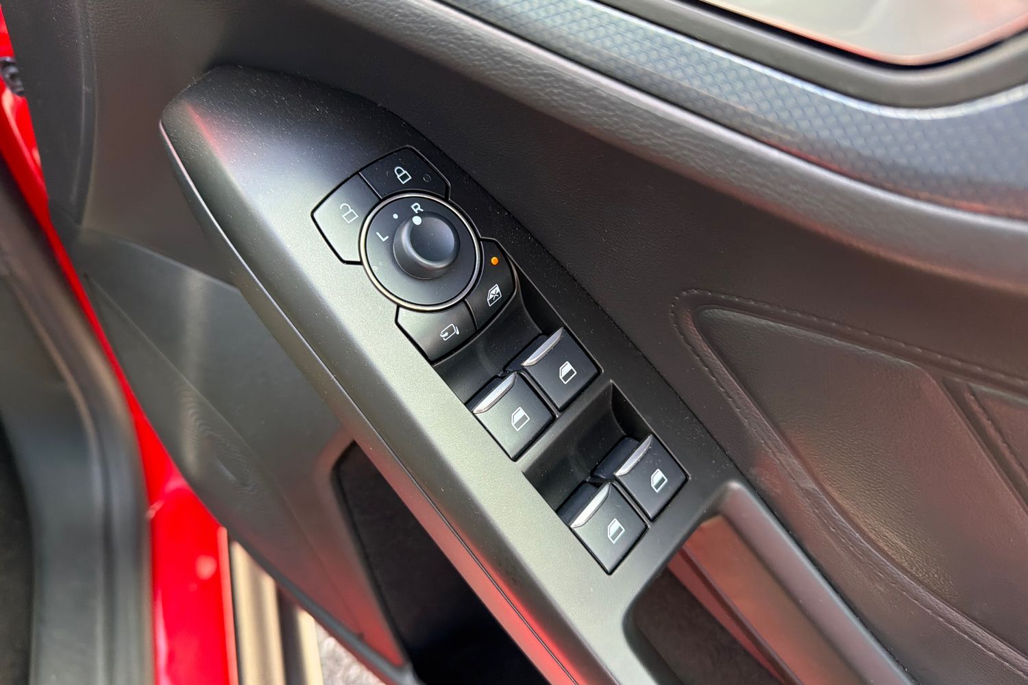 Ford FOCUS Photo 15
