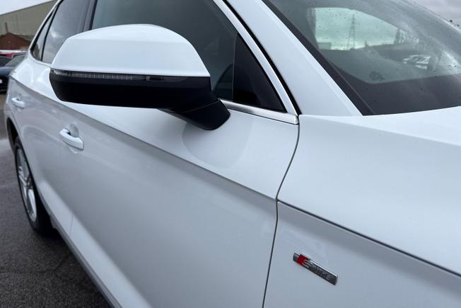 AUDI Q5 Photo 21