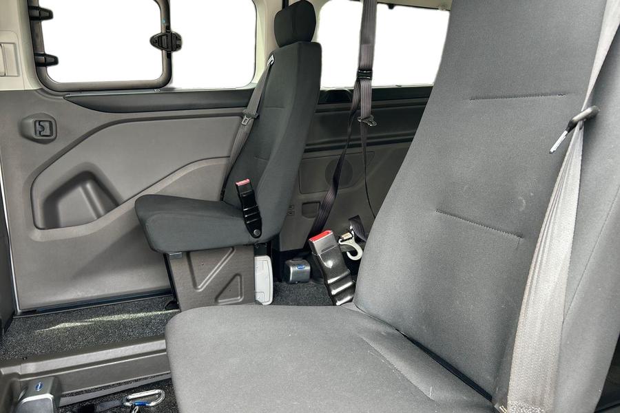 Ford TOURNEO CUSTOM Photo autoimg-47b01f2e22e1b26468b7f30671c483b4359c4cde.jpg