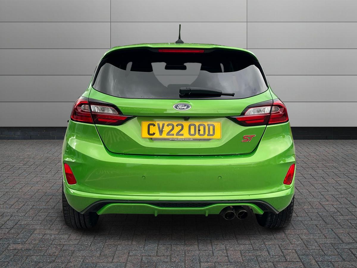 Ford Fiesta Photo 6
