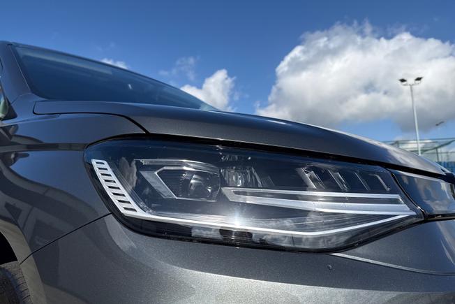 VOLKSWAGEN Caddy Maxi Photo 19