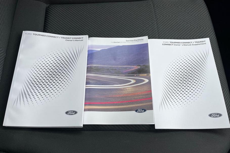 Used FORD TRANSIT CONNECT WT25NDF 8