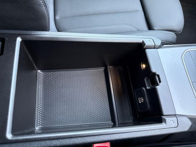 BMW I4 Photo 23