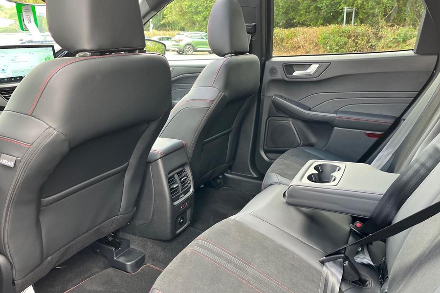 Ford KUGA Photo autoimg-47bf0a01ee0518af432ea823322e23cfa88f335f.jpg