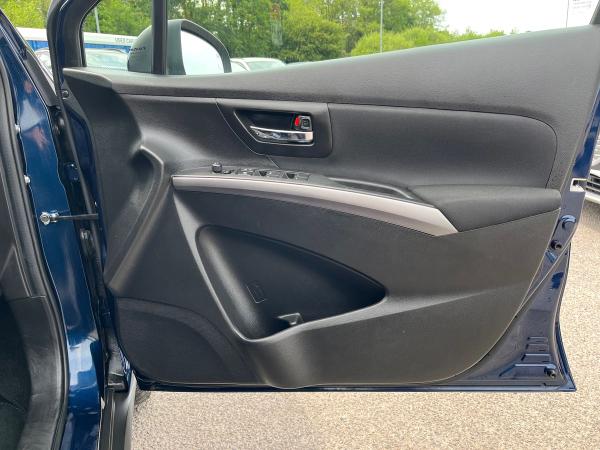 Suzuki S-Cross Photo autoimg-47c0112fdb7b6497c3ffa12e627c33106b2fe7d5.jpg