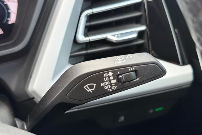 AUDI Q4 E-Tron Photo 52