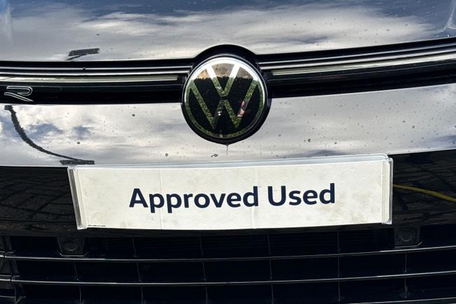 VOLKSWAGEN Golf Photo 31