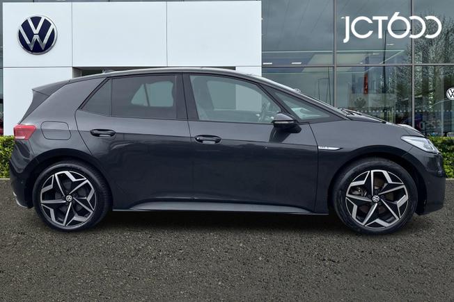 VOLKSWAGEN ID.3 Photo 4