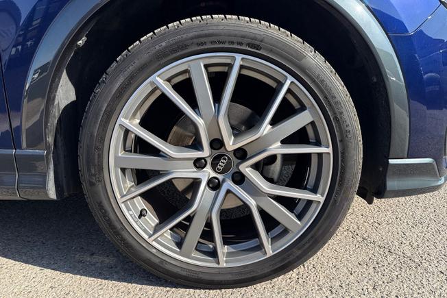 AUDI Q3 Photo 5