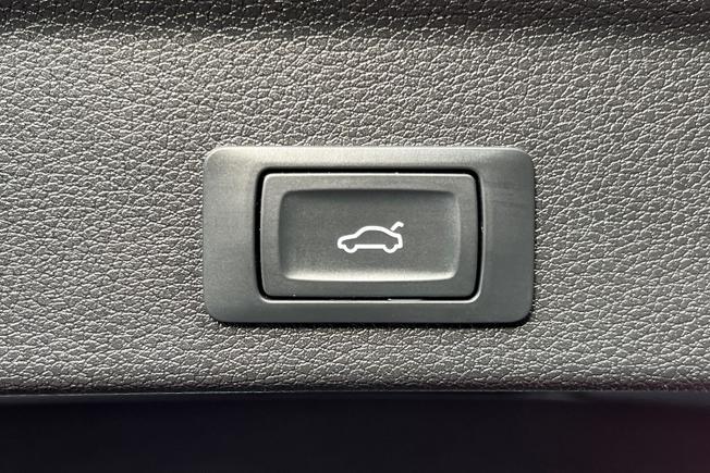 AUDI Q3 Photo 40