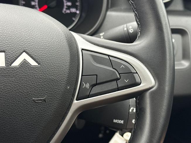 DACIA Duster Photo 17