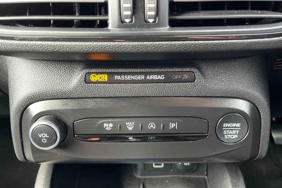 Ford FOCUS Photo autoimg-47c904e9371f2bdef1fb99498ed4eca085cdc5b1.jpg