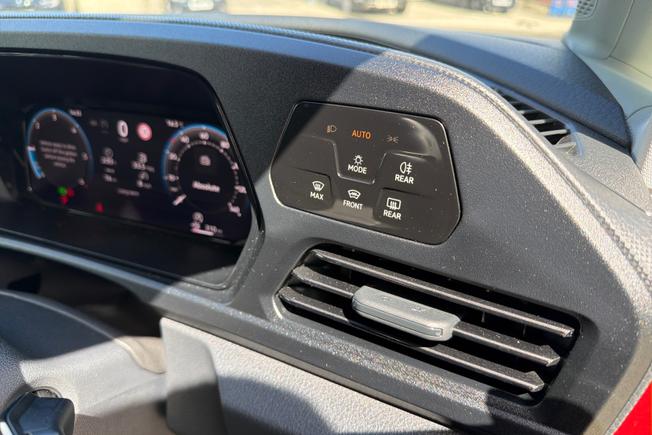 VOLKSWAGEN Caddy Photo 39