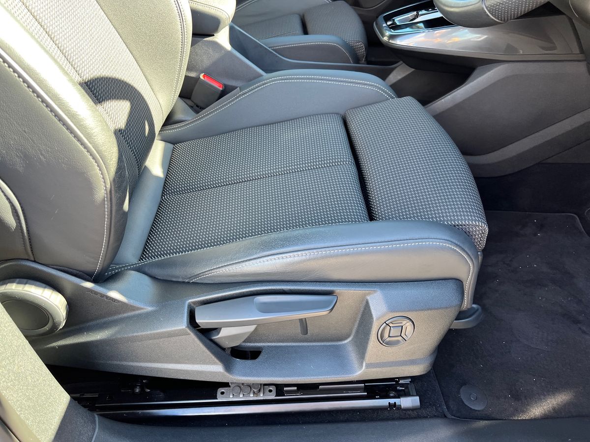 Audi Q4 e-tron Photo 32