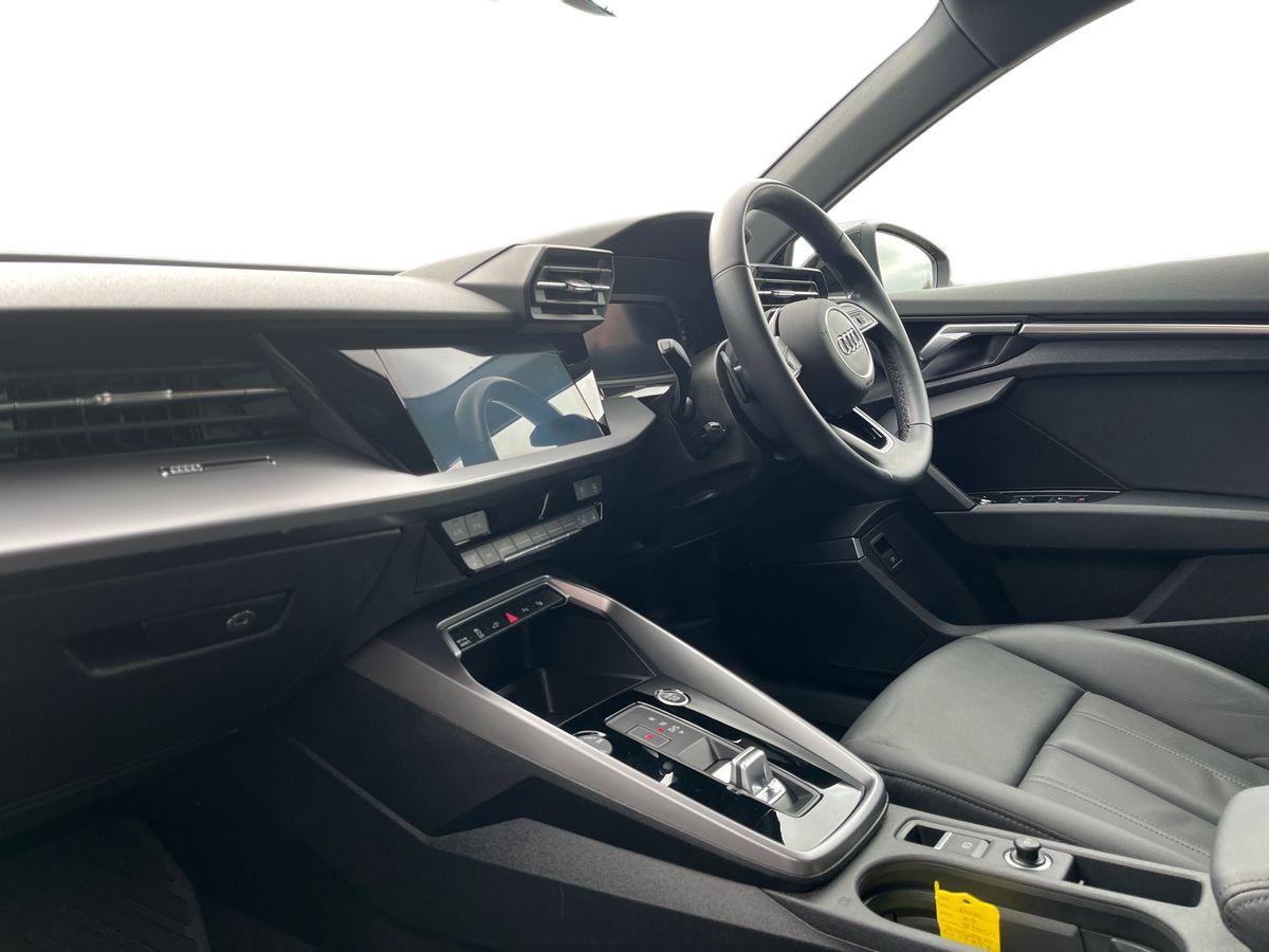 Audi A3 Photo 2