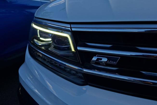 VOLKSWAGEN Tiguan Photo 27
