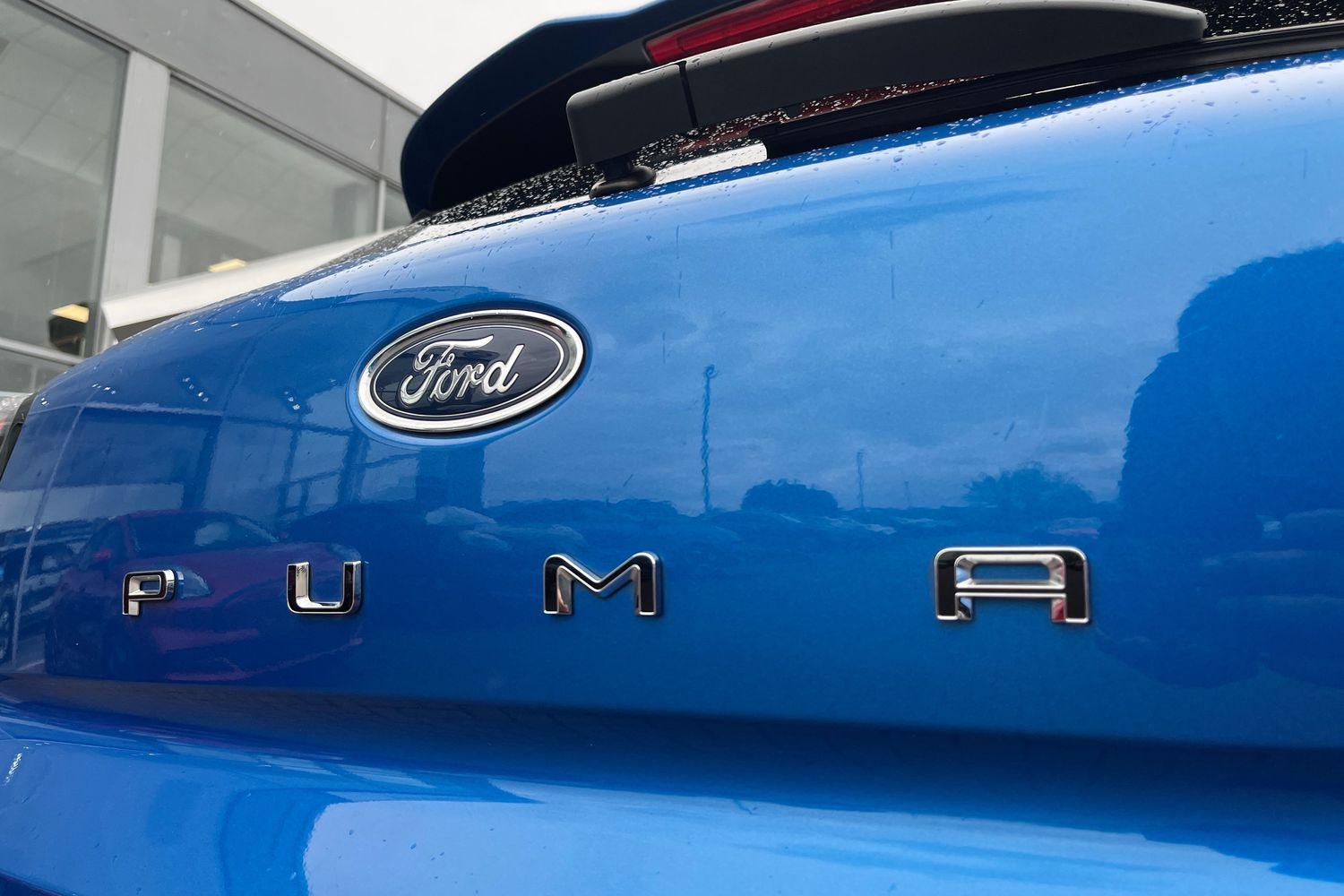 Ford PUMA Photo 38