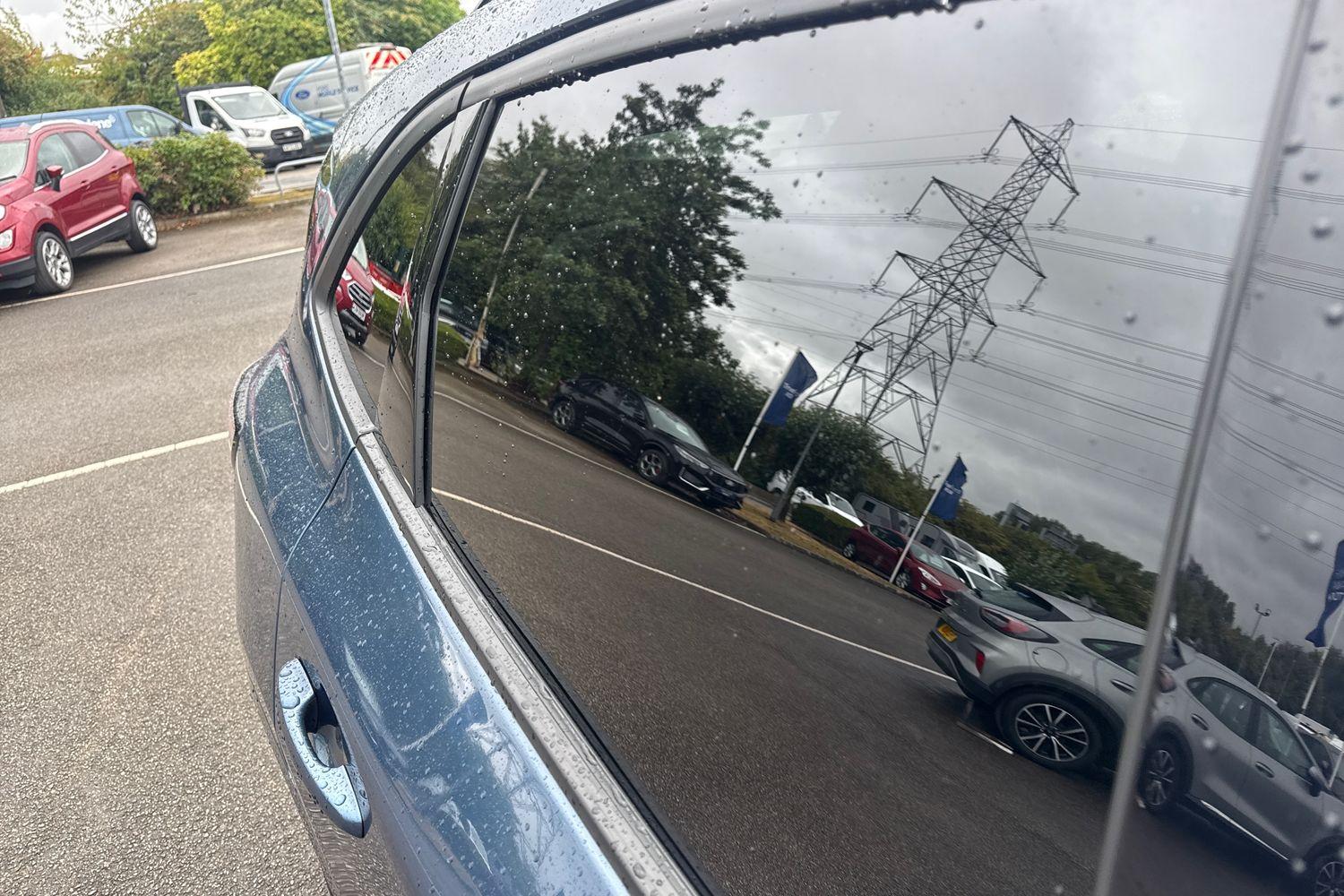 Ford KUGA Photo 24
