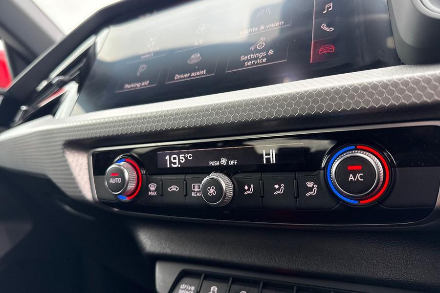 Audi A1 Photo autoimg-47e0db195014d46fa4d533af35b3ce6a4f6acb57.jpg