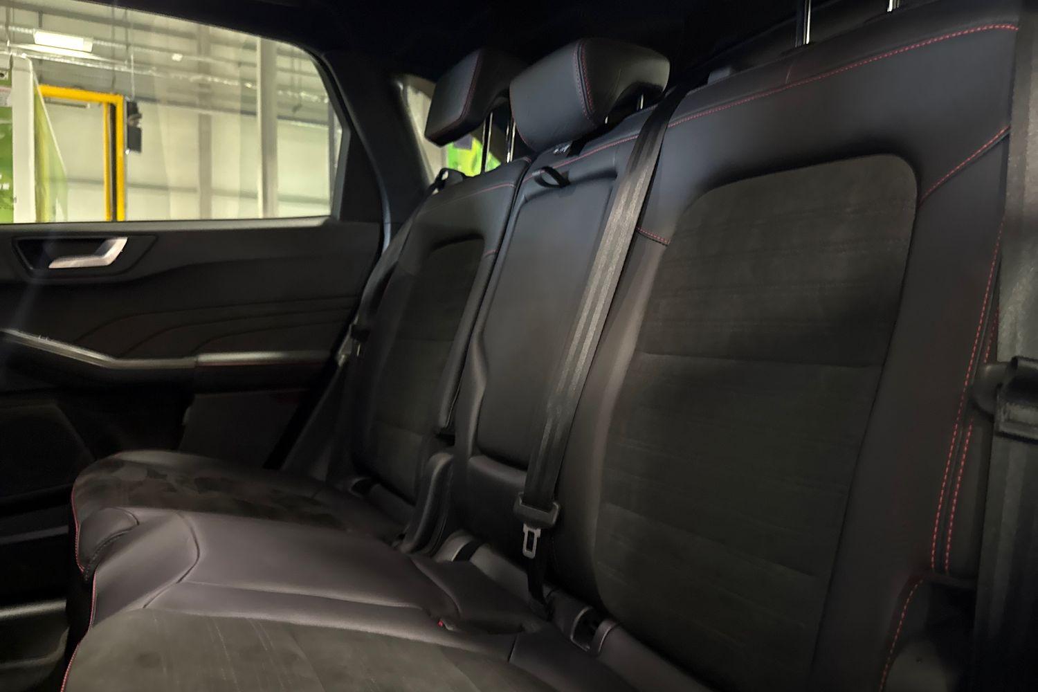 Ford KUGA Photo 19
