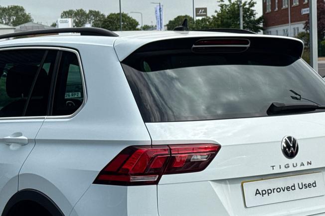 VOLKSWAGEN TIGUAN Photo 50