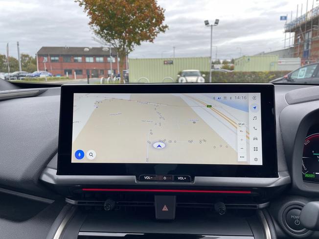 TOYOTA C-Hr Photo 14