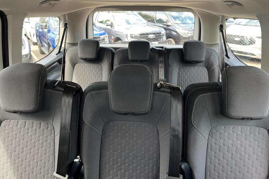 Used Ford TOURNEO CUSTOM WN26TXS 34