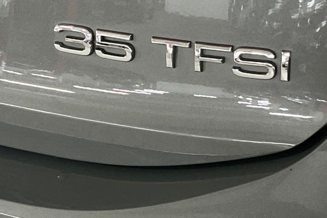 AUDI Q3 Photo 36