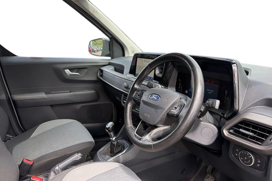 Ford TRANSIT COURIER Photo autoimg-47e761399e16c316624b4844f672c71765540214.jpg