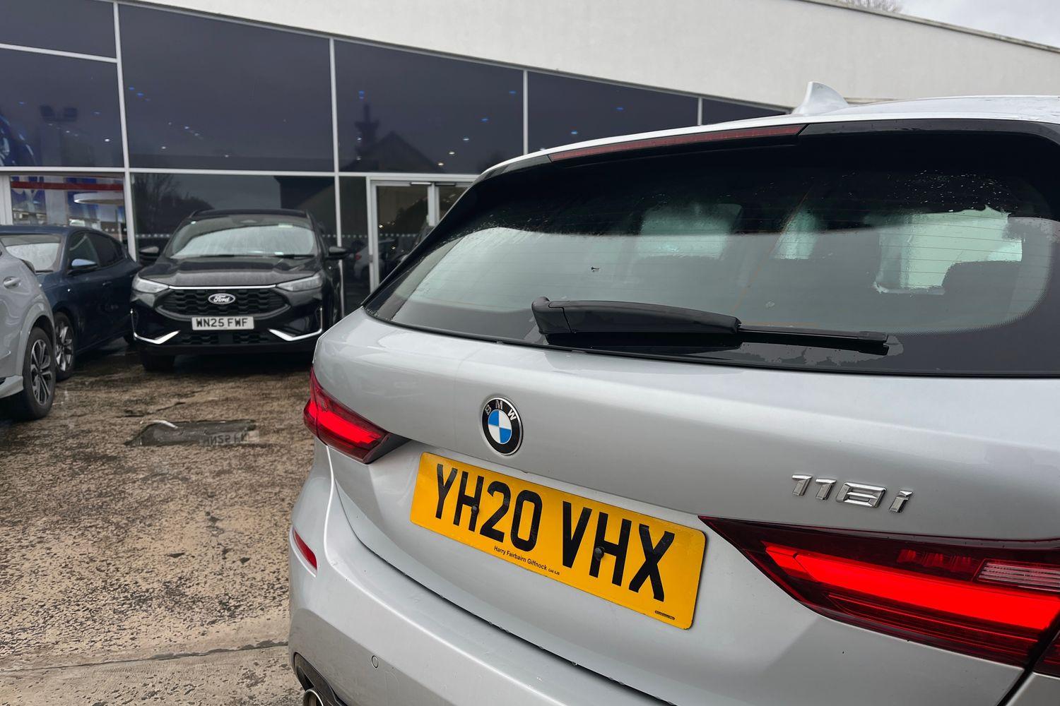 BMW 1 SERIES Photo 39