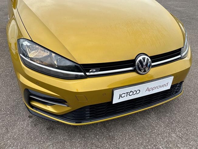 VOLKSWAGEN Golf Photo 30