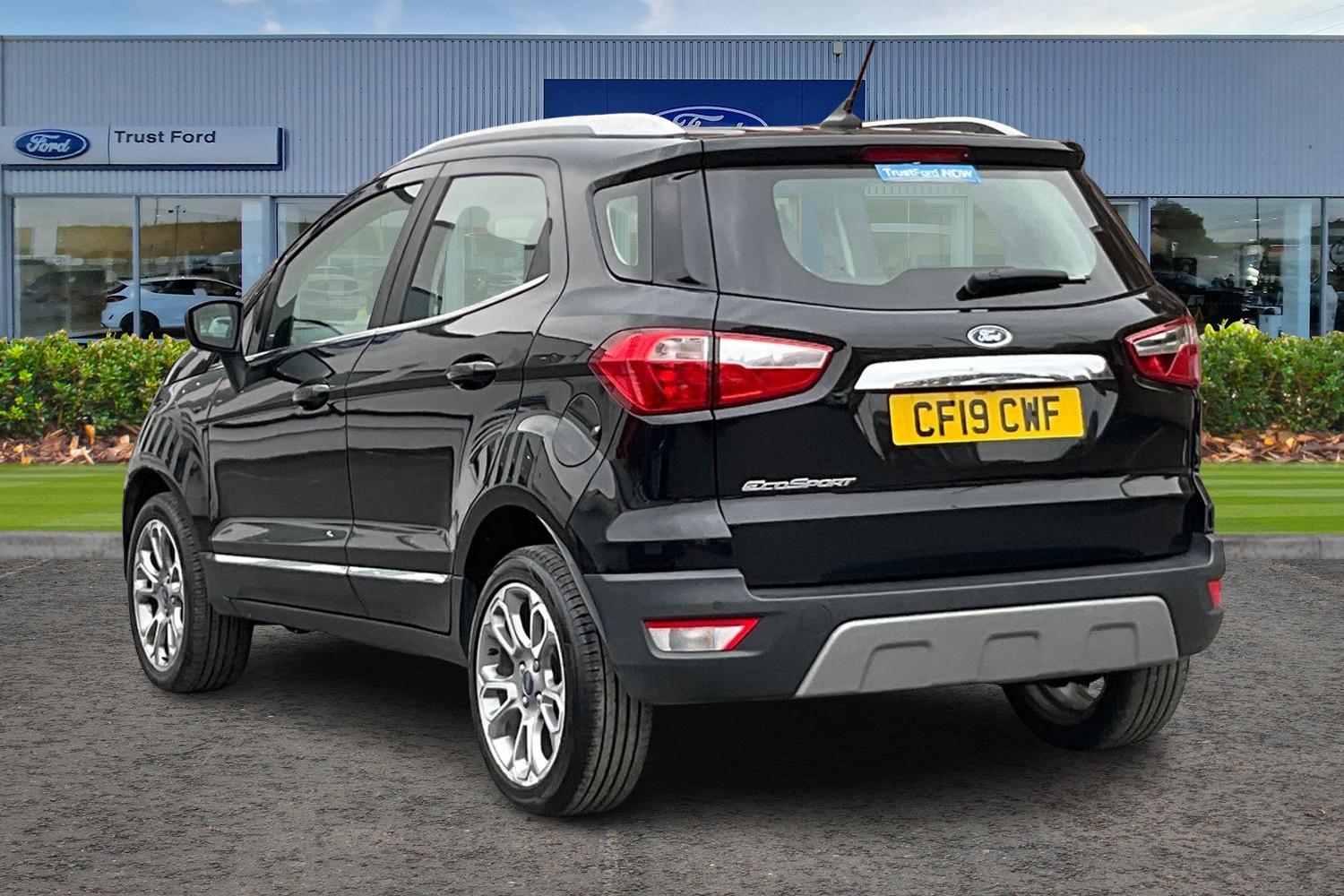 Ford ECOSPORT Photo 1