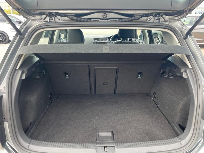 Volkswagen Golf Photo 12