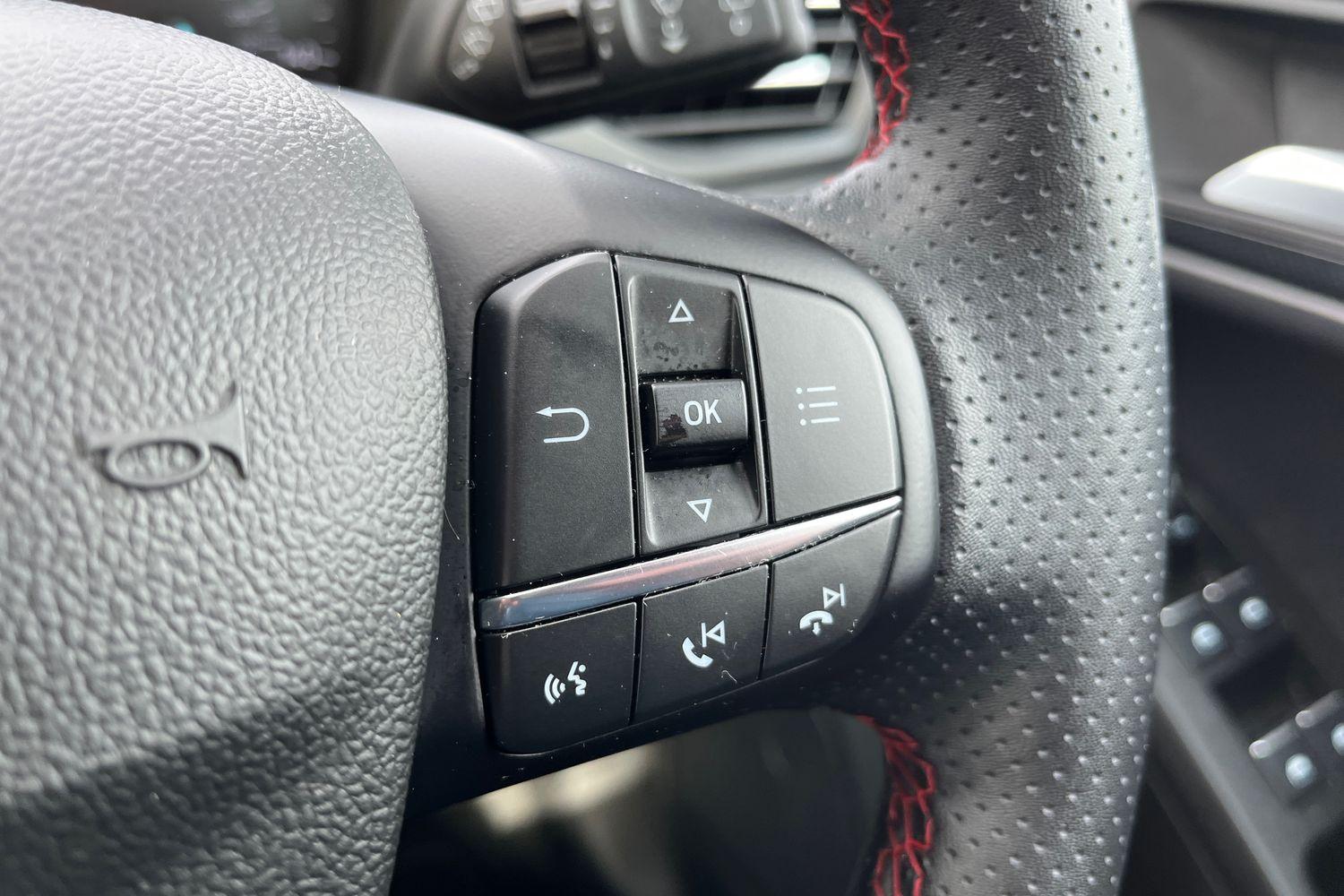 Ford FOCUS Photo 28