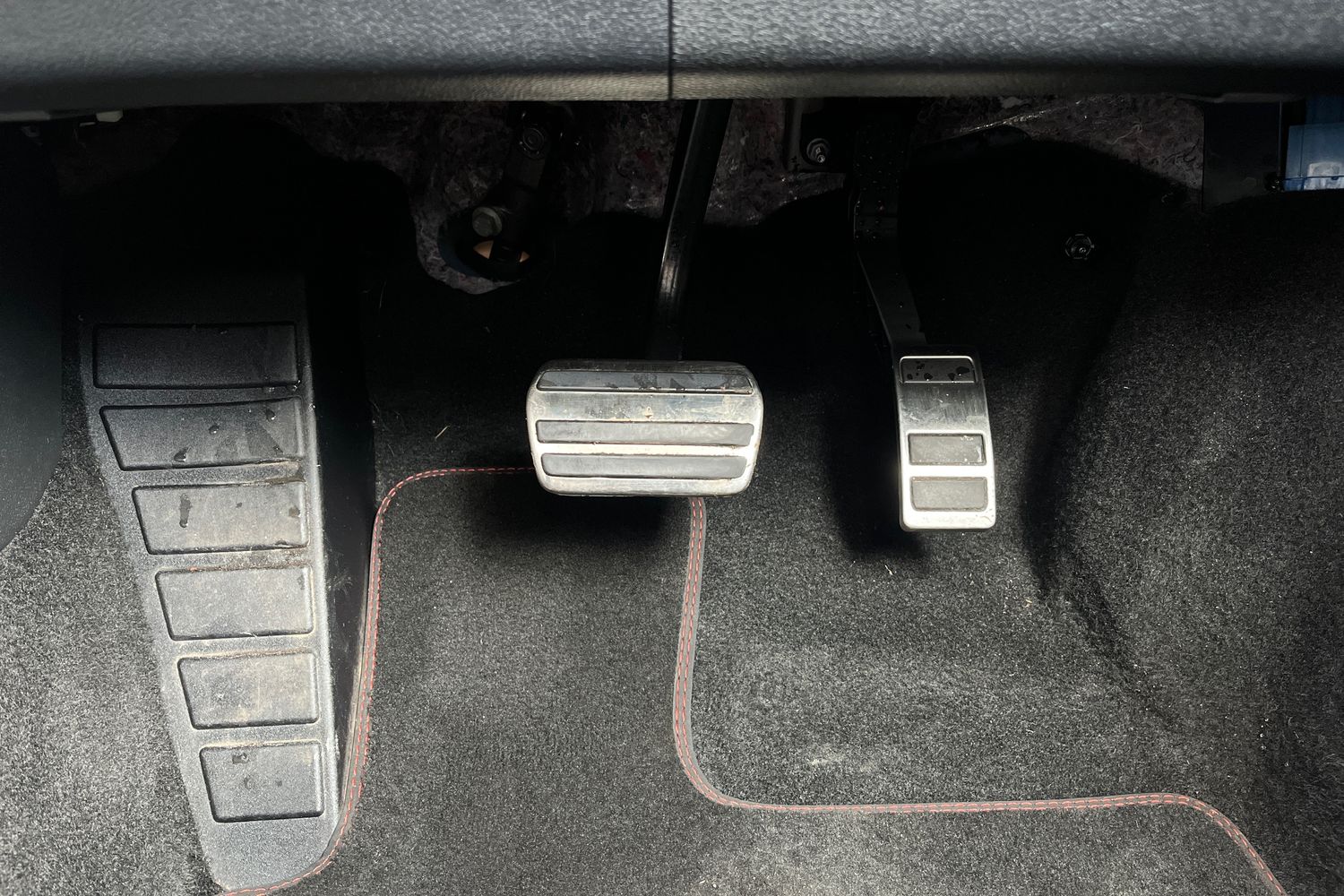 Ford KUGA Photo 28