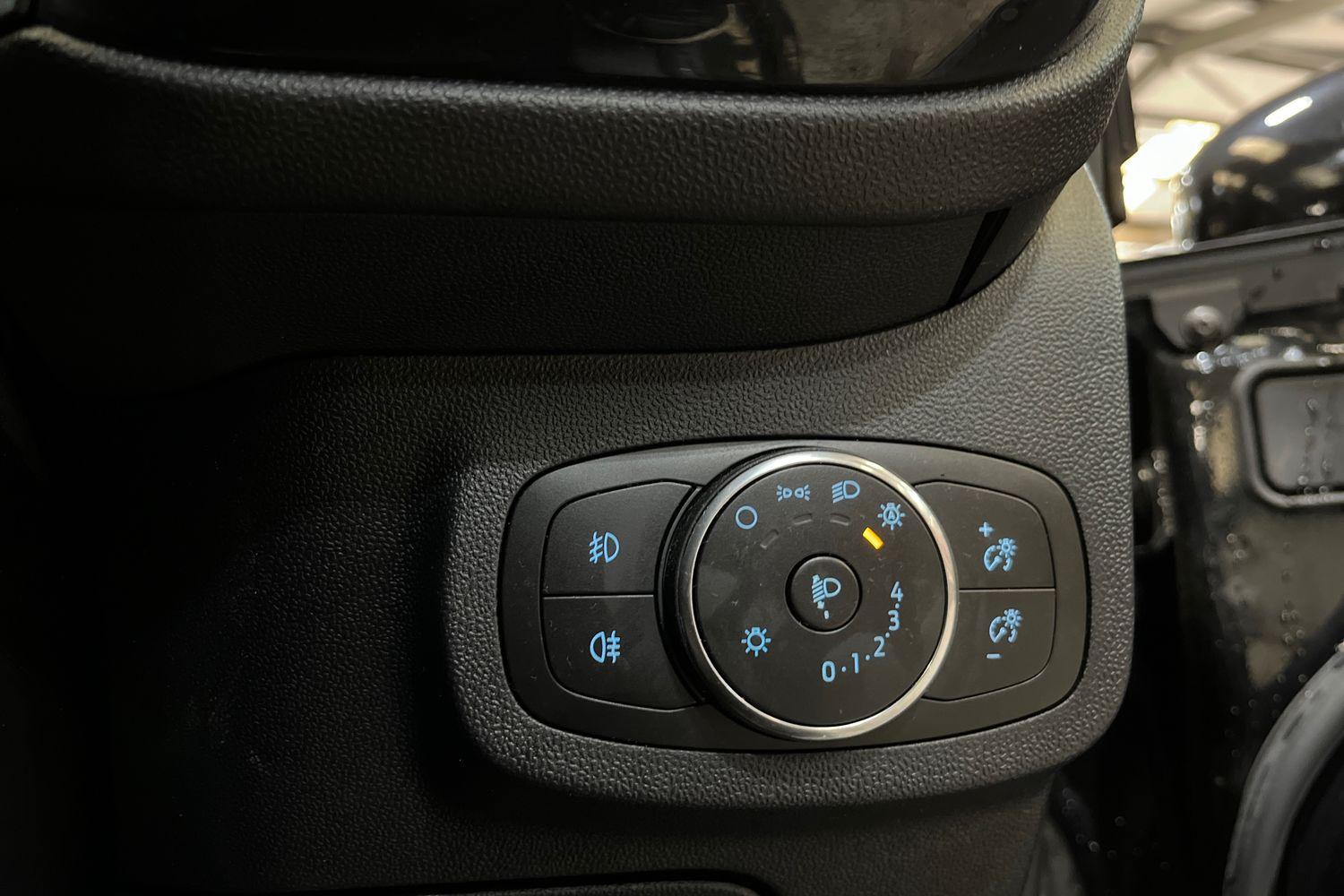 Ford FIESTA Photo 25