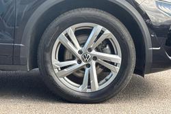 VOLKSWAGEN T-Roc Photo 5