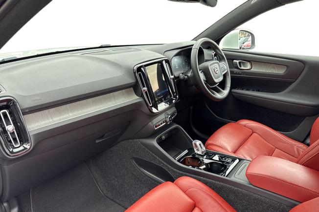Volvo Xc40 Photo 2