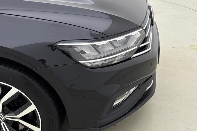 Volkswagen Passat Photo 19