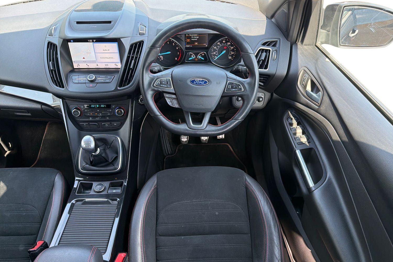 Ford KUGA Photo 10