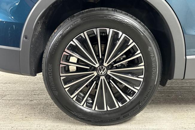 VOLKSWAGEN Tiguan Photo 5