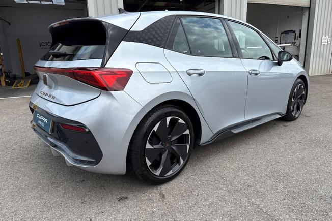 CUPRA Born Photo 22