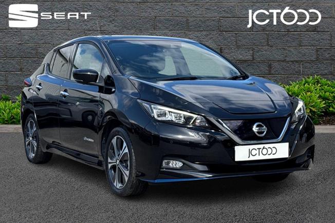 NISSAN Leaf Photo 1